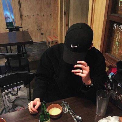 伤感网名符号交织，情感之美展现