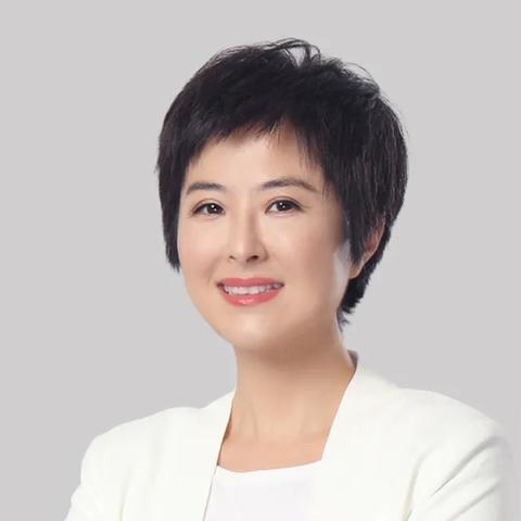 张泉灵跨界发展，多元成就最新现状
